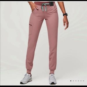 Mineral Mauve Figs Small Petite Zamora Scrub Joggers